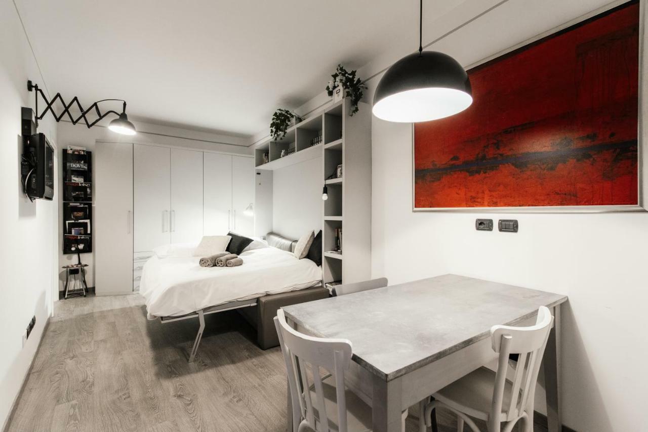 Gaia'S Home - The House Of Travelers Комо Экстерьер фото